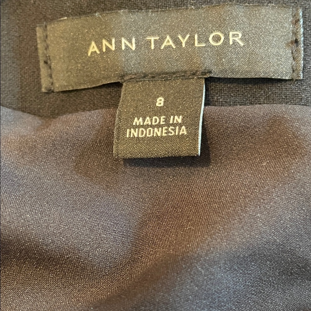 Ann Taylor Bell Sleeve Zipper Front Jacket 8 - Picture 5 of 7